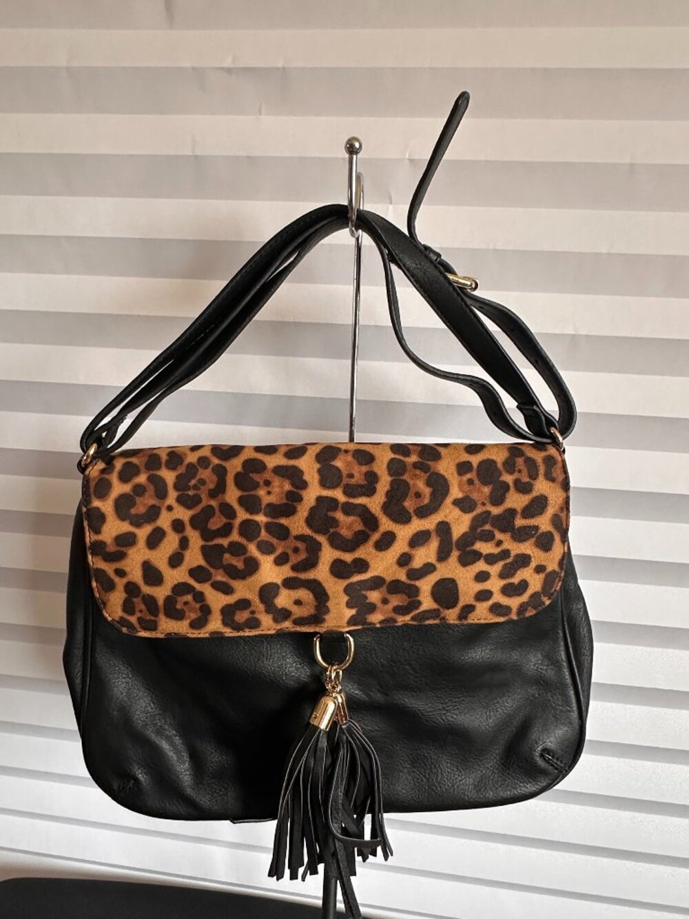 Sole Society Womens Animal Print Shoulder Bag Handbag